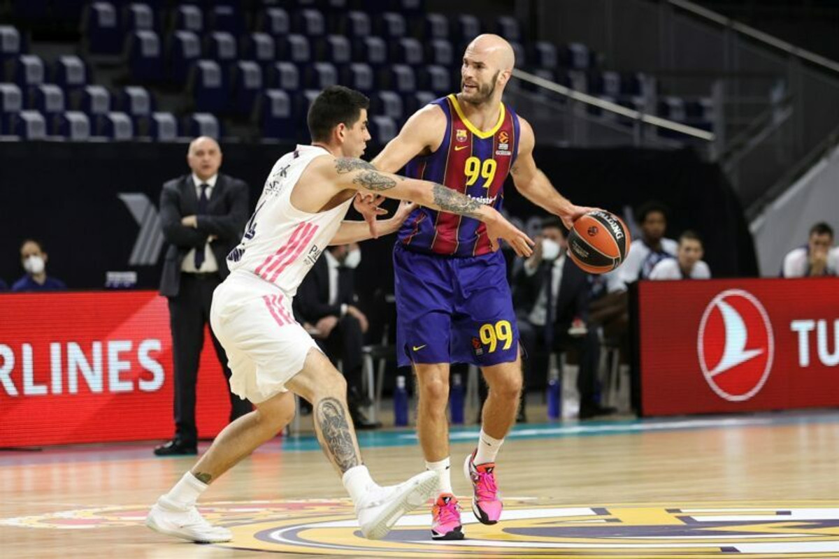 &quot;Αγκάλιασε&quot; την πρώτη θέση η Μπαρτσελόνα 81-76 τη Ρεάλ στη Mαδρίτη (pics)