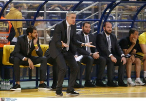 Καστρίτης: &quot;Η κούραση παίζει καθοριστικό ρόλο, ψάχνουμε για παίκτη&quot; (vid)