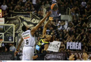 Live: ΠΑΟΚ mateco - Άρης Midea 75-63 (τελικό)