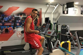 Ολυμπιακός: Άρχισε τη δουλειά στο ΣΕΦ ο Κώστας Σλούκας (pic)