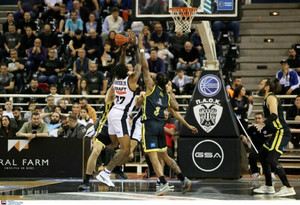 Στα playoffs με ρεσιτάλ Πόρτερ ο ΠΑΟΚ, 77-62 το Μαρούσι (gallery &amp; vids)