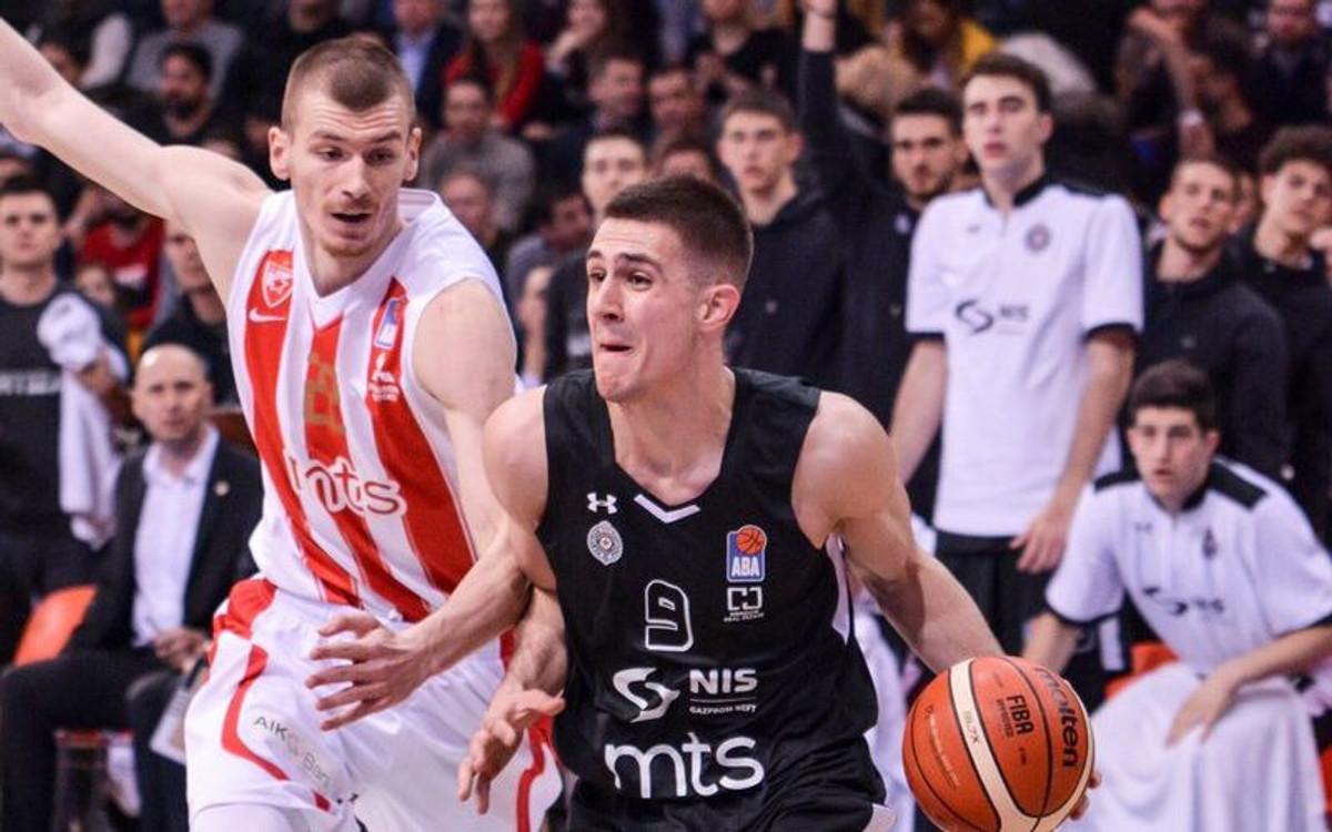Τελικός &quot;θρίλερ&quot; στη Σερβία και Κυπελλούχος η Παρτιζάν, 76-74 τον Ερυθρό Αστέρα