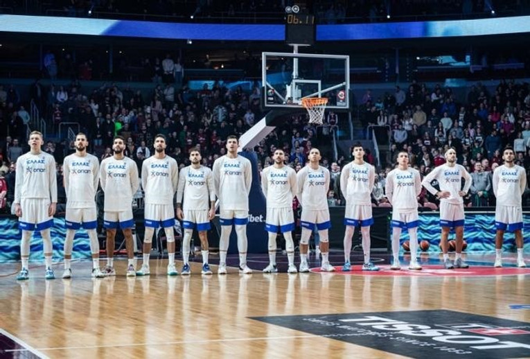 Λετονία - Ελλάδα: Τα πρώτα καλάθια Μαντζούκα και Πάπας με το εθνόσημο