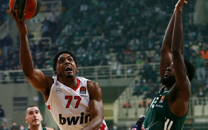 Εuroleague: Αποθέωση σε ΜακΚίσικ (vid)