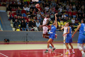 EuroCup Γυναικών: Μεγάλο διπλό για την Ελευθερία Μοσχάτου 72-71 τη Σλάβια Μπάνκα Μπίστριτσα