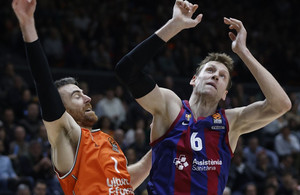 Πέρασε από τη Βαλένθια η Μπαρτσελόνα, 88-78 με αλάνθαστο Βέσελι (vid)