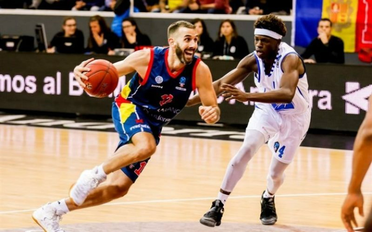Με Γιάνκοβιτς οι προπονήσεις του Χολαργού