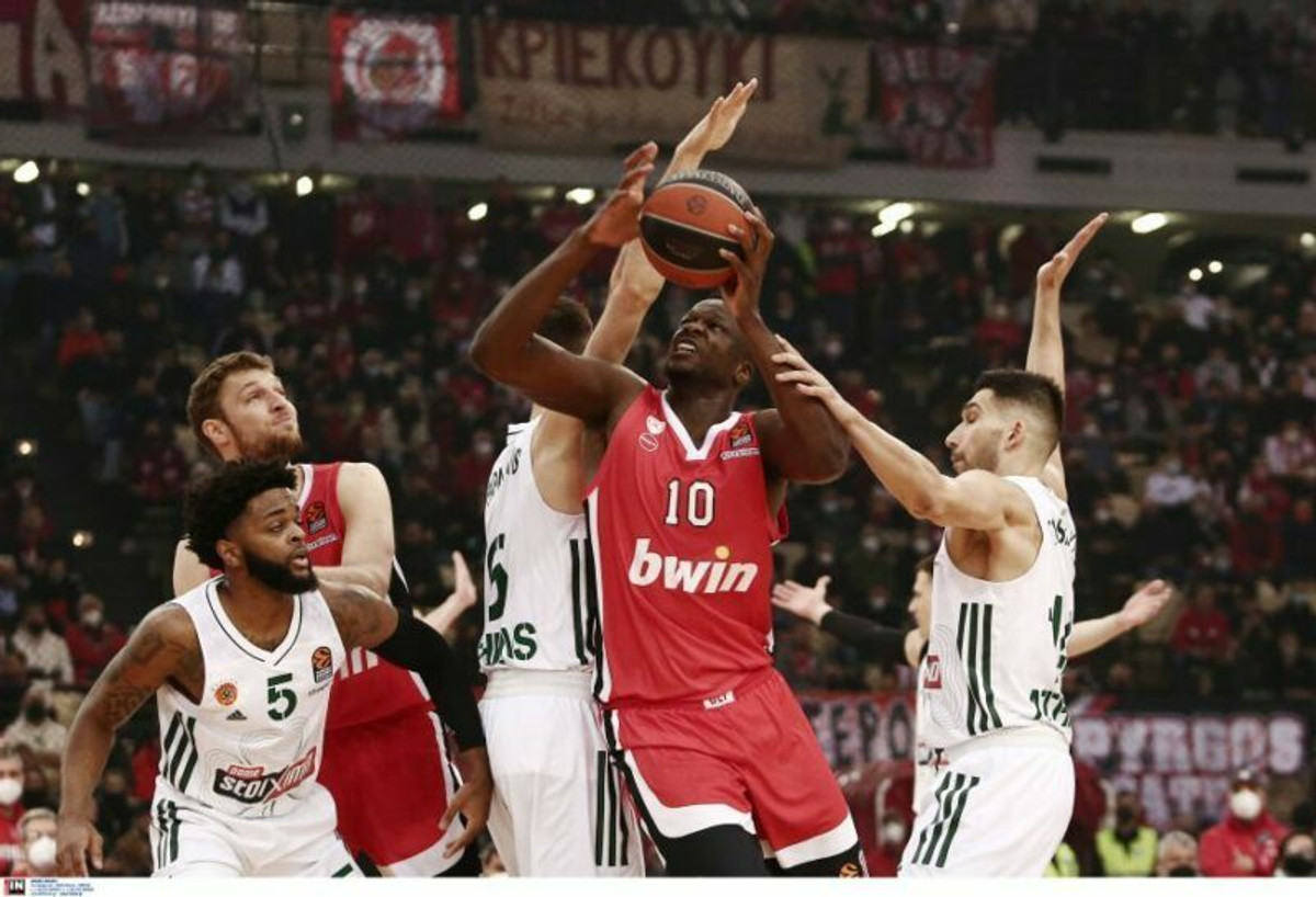 Ολυμπιακός-Παναθηναϊκός 101-73: Τον... κατάπιε από το πρώτο δεκάλεπτο! (gallery)
