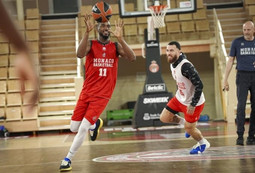 Χαμόγελα στην τελευταία προπόνηση της Μονακό πριν &quot;πετάξει&quot; για Κάουνας