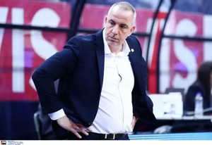 Λιμνιάτης: &quot;Ήταν μία άθλια εμφάνιση και μάλλον η ευθύνη είναι δική μου&quot; (vid)