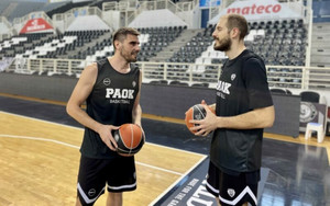 Σαρικόπουλος: &quot;Ο ΠΑΟΚ δεν παρατά κανένα παιχνίδι&quot;