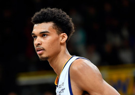 Με Γουεμπανιάμα η Μετροπολιτάν, 93-87 τη Νανσί (vids)