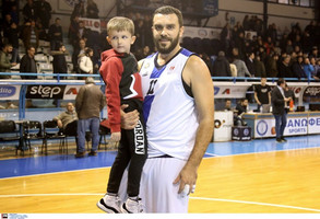 Ηρακλής σε Κακαρούδη: Πάντα ανοιχτές για σένα η πόρτα και η αγκαλιά μας! (pic)