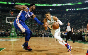 Οι Σέλτικς είναι εδώ, 105-87 τους Σίξερς (videos)