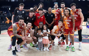 BSL: Στα playoffs Νταρουσάφακα, Τόφας και Γαλατά - Σώθηκε η Μπεσίκτας, έπεσε η Γκαζιαντέπ (vids)