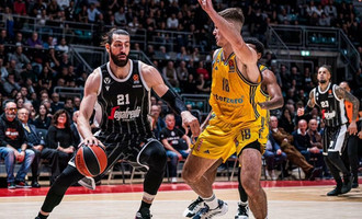 Βίρτους Μπολόνια-Άλμπα Βερολίνου 87-76: &quot;Καθάρισε&quot; με τον Σενγκέλια! (video)