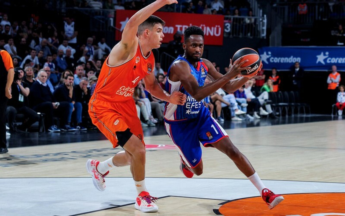 Διά πυρός και σιδήρου η Εφές, 77-73 και πρώτη ήττα για Βαλένθια (vid)