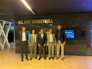 Στην έδρα της FIBA ο Βαγγέλης Λιόλιος, που συναντήθηκε με τον Ανδρέα Ζαγκλή (pic)