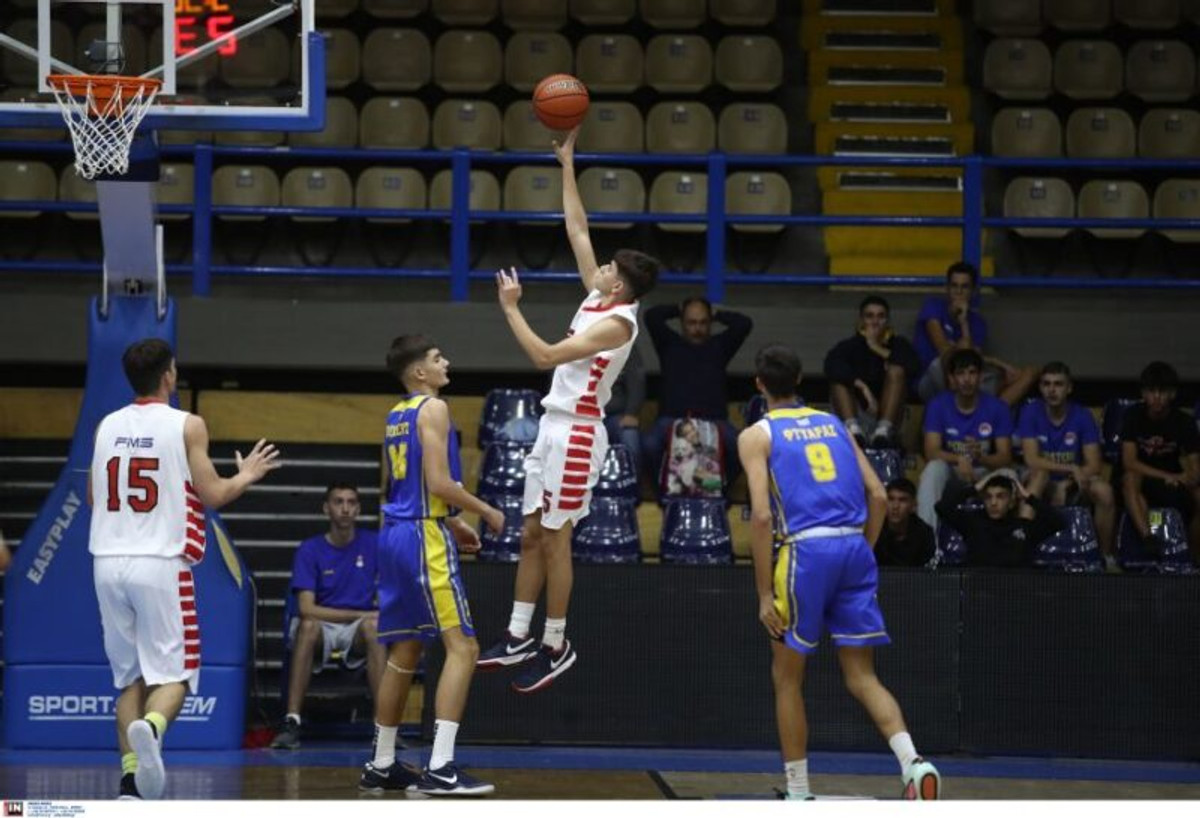 Rising Stars: Δεύτερη μέρα αγώνων σε Περιστέρι, Μαντουλίδη, Kαλύβια (live streams)