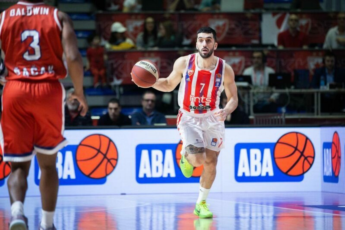 Σαρωτικός ο Ερυθρός Αστέρας στο ντεμπούτο του Καμπάτσο (vids &amp; pics)