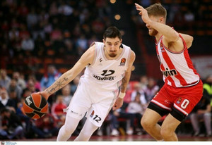 Δεύτερος σκόρερ της EuroLeague o Ντε Κολό, προσπέρασε τον Σπανούλη (vid)