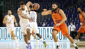 Εκτελεστής Ντούμπλιεβιτς και η Βαλένθια 93-77 τη Ρεάλ στη Μαδρίτη! (pics)