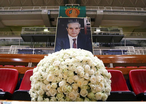 Λαϊκό προσκύνημα από το πρωί της Τετάρτης -Το μεσημέρι το τελευταίο αντίο στον Παύλο Γιαννακόπουλο
