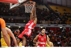 EuroLeague: Με Σλούκα-Μπολομπόι Top-10 της 10ης αγωνιστικής (vid)