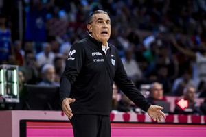 Σκαριόλο: &quot;Φέτος η Ελλάδα έχει πιο πολλούς σουτέρ, έχουμε πλήρη εμπιστοσύνη στον Χουάντσο&quot;