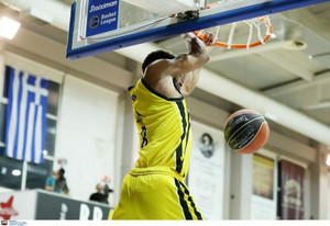 Ελπίζει για playoffs το Μαρούσι, 91-70 την Καρδίτσα (gallery &amp; vids)