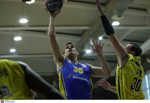 Με απίστευτο Ζούγρη το Περιστέρι, 79-73 στο Μαρούσι (gallery &amp; vids)