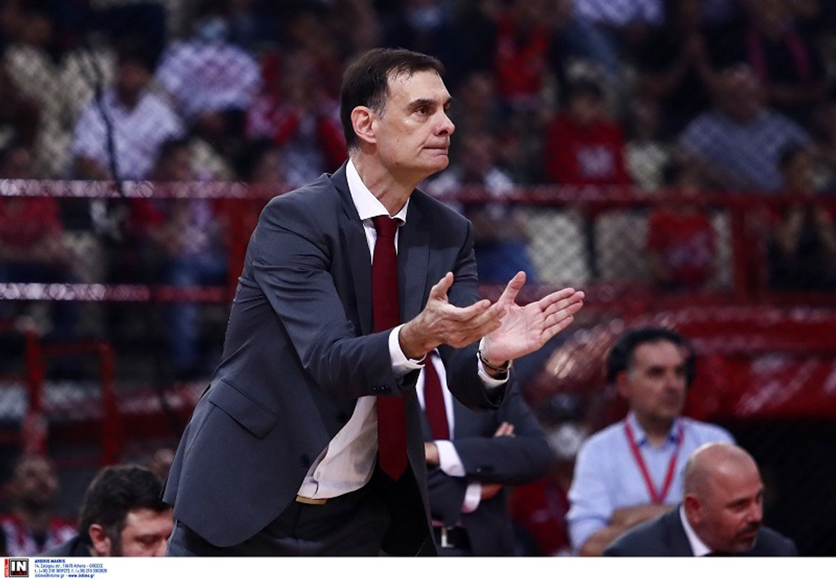 Μπαρτζώκας: &quot;Κανείς δεν είπε ότι είναι εύκολη η σειρά&quot; (vid)