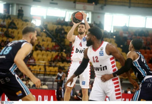Τα highlights της νίκης 93-74 του Ολυμπιακού έναντι του Κολοσσού (vid)