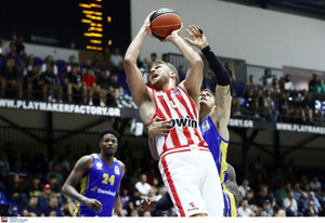 Live Streaming: Ολυμπιακός-Περιστέρι 79-74 (τελικό)