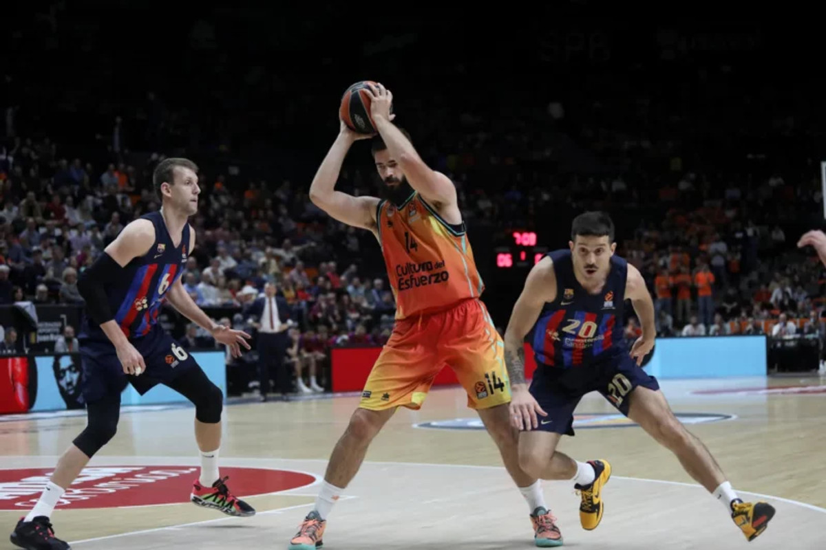 Φινάλε θρίλερ στην Ισπανία, 84-83 την Μπαρτσελόνα η Βαλένθια (vid)
