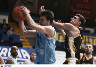 Η Φρίμπουργκ στον τελικό του Περιστερίου, 76-67 τη Σπλιτ
