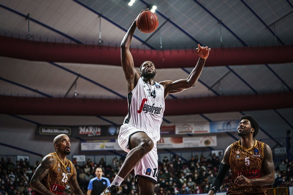 MVP της 14ης αγωνιστικής του EuroCup ο Γάλλος σέντερ Μαμ Ζαϊτέ (vid)