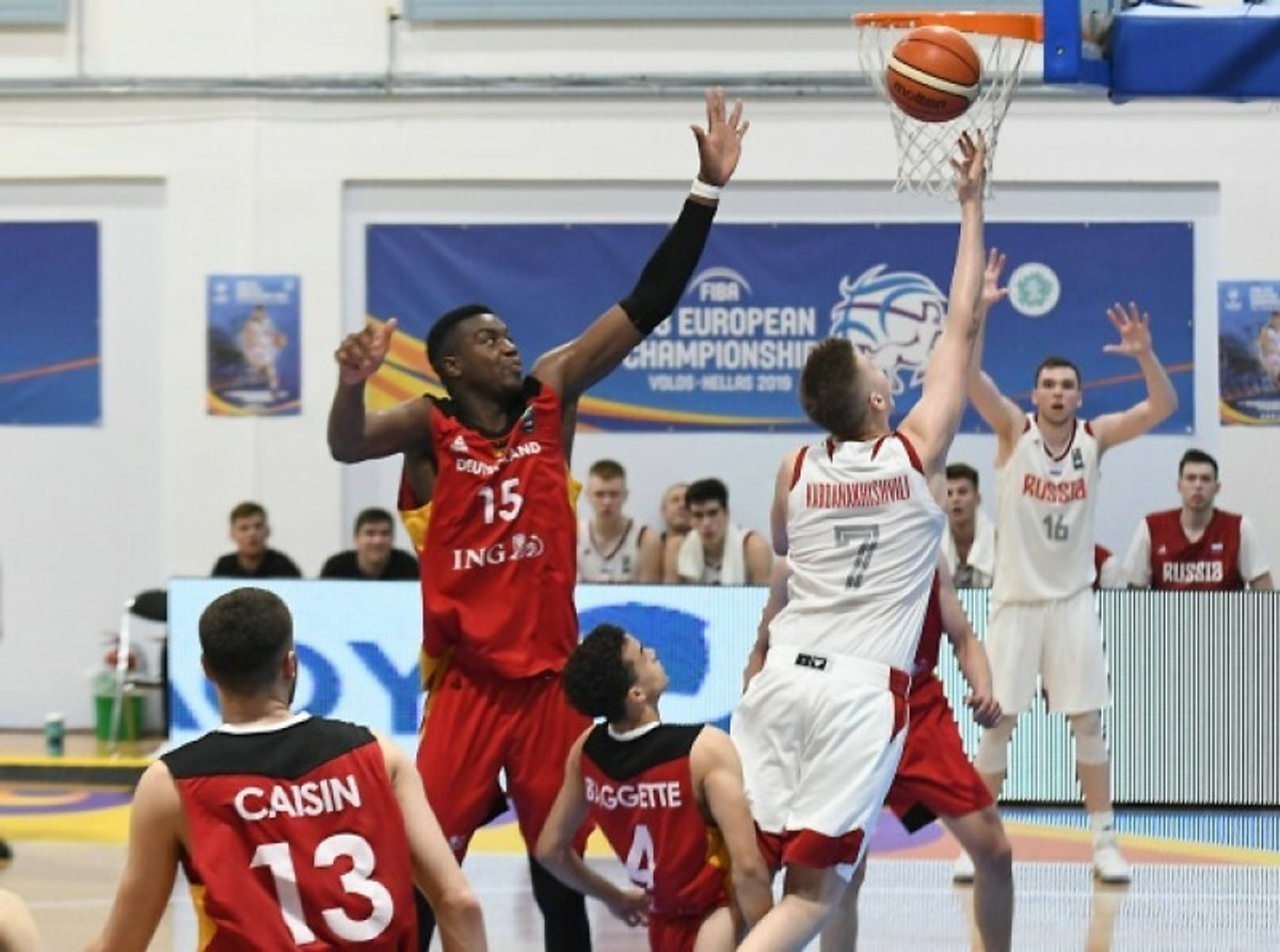 Eurobasket U18: Με... ζόρια στους &#039;&#039;8&#039;&#039; η Γαλλία, πιο εύκολα η Ρωσία