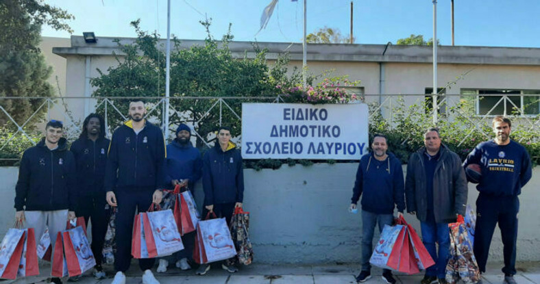 Επίσκεψη αντιπροσωπείας της ΚΑΕ Λαύριο Megabolt στο Ειδικό Δημοτικό σχολείο Λαυρίου (pics)