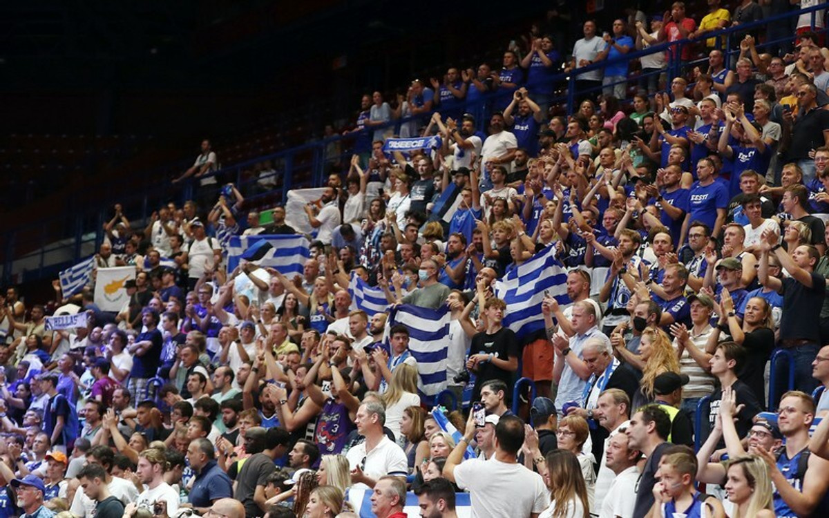 Πελαργοί: &quot;Αναγκαζόμαστε να αγοράσουμε νέα εισιτήρια λόγω αλλαγής ώρας&quot;