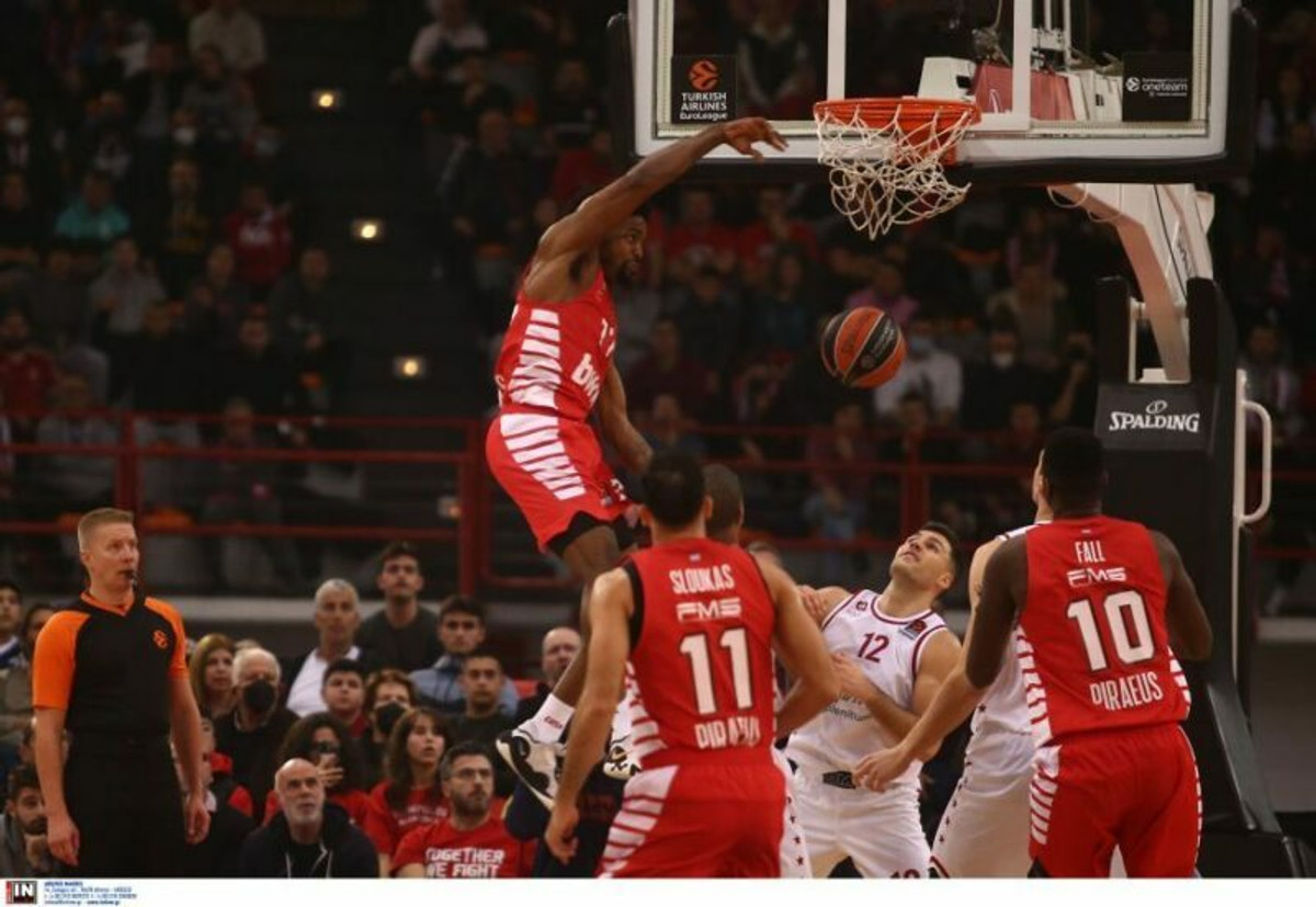EuroLeague: Mε ΜακΚίσικ-Αντετοκούνμπο το Top-10 της 17ης αγωνιστικής (video)