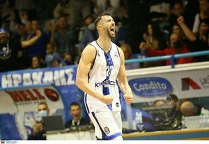 Επίσημο: Υπέγραψε στην ΑΕΚ ο Γιάννης Κουζέλογλου
