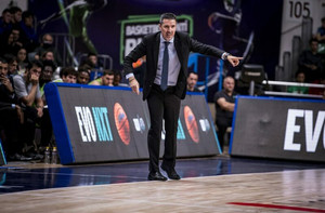 Γαλατάσαραϊ-Τόφας: Ο Πιστιόλης υποδέχεται τον Πρίφτη! (pics)