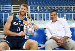 Πόζαρε με το AllStar Basket ο Τόμας Γουόκαπ! (pic)