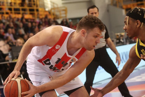 Βεζένκοφ: &quot;Εγώ είμαι συγκεντρωμένος στους στόχους μου&quot; (vid)