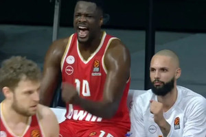 Ολυμπιακός: Με Φαλ και Φουρνιέ η καθιερωμένη &quot;καλημέρα&quot; (vid)