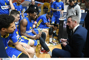 Άδεια... αποφόρτισης στο Περιστέρι, στο Ισραήλ ο Κέιν