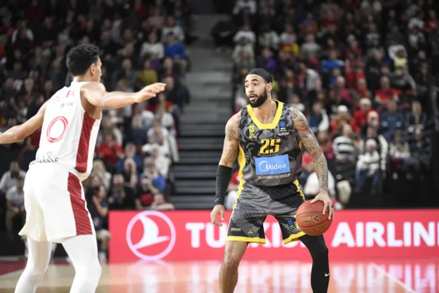 Με το φόλοου κάρφωμα του Ρόνι Χάρελ το Top-10 του EuroCup (vid)