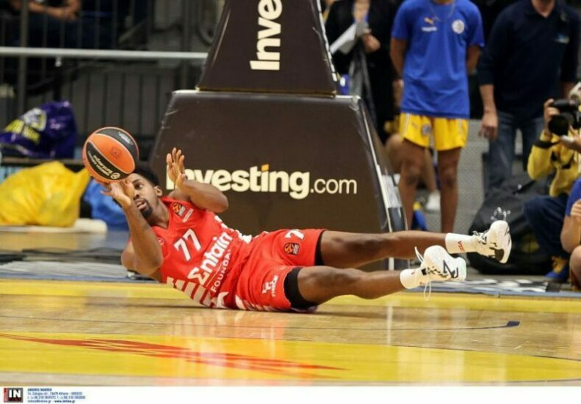 EuroLeague: Τρεις νίκες διαφορά ο 2ος Ολυμπιακός με τον 18ο Παναθηναϊκό!