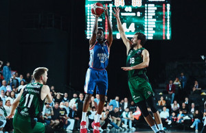 BSL: Ο Μπομπουά &quot;ξέρανε&quot; την Νταρουσάφακα, 86-84 και πρόκριση η Εφές (pics &amp; vids)